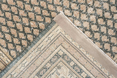 Antique Mir Area Rug (6' x 9')